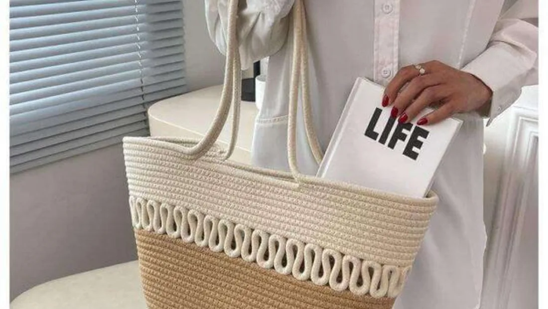 Canvas beach bag in bulk with rope handles for wholesale sourcing